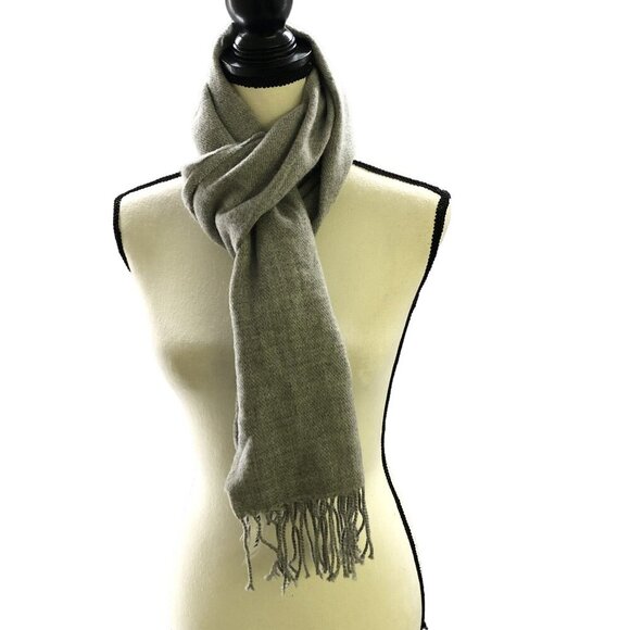 NWT Old Navy Winter Scarf Womens Mens Rectangle Fringe - Picture 4 of 8